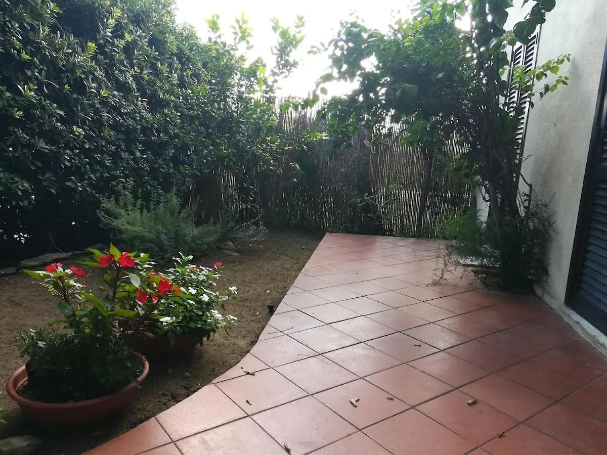 Poetto Beach Cottage Cagliari Italien